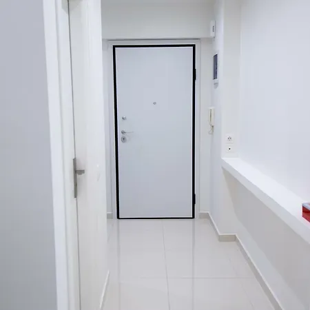 White Lux For 2 Vipgreece Apartment *
